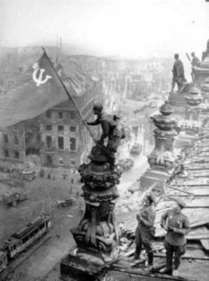图片苏联红军攻克德国柏林国会大厦